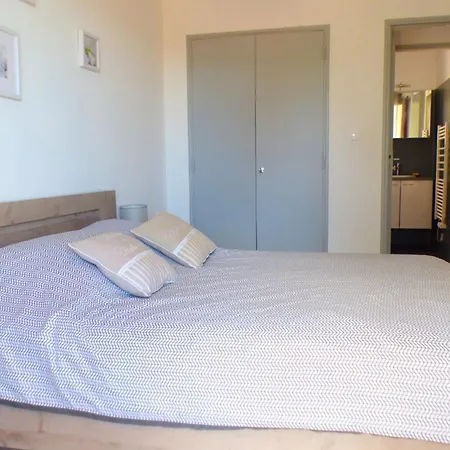 Bright Of 44 M With A Balcony Apartamento *